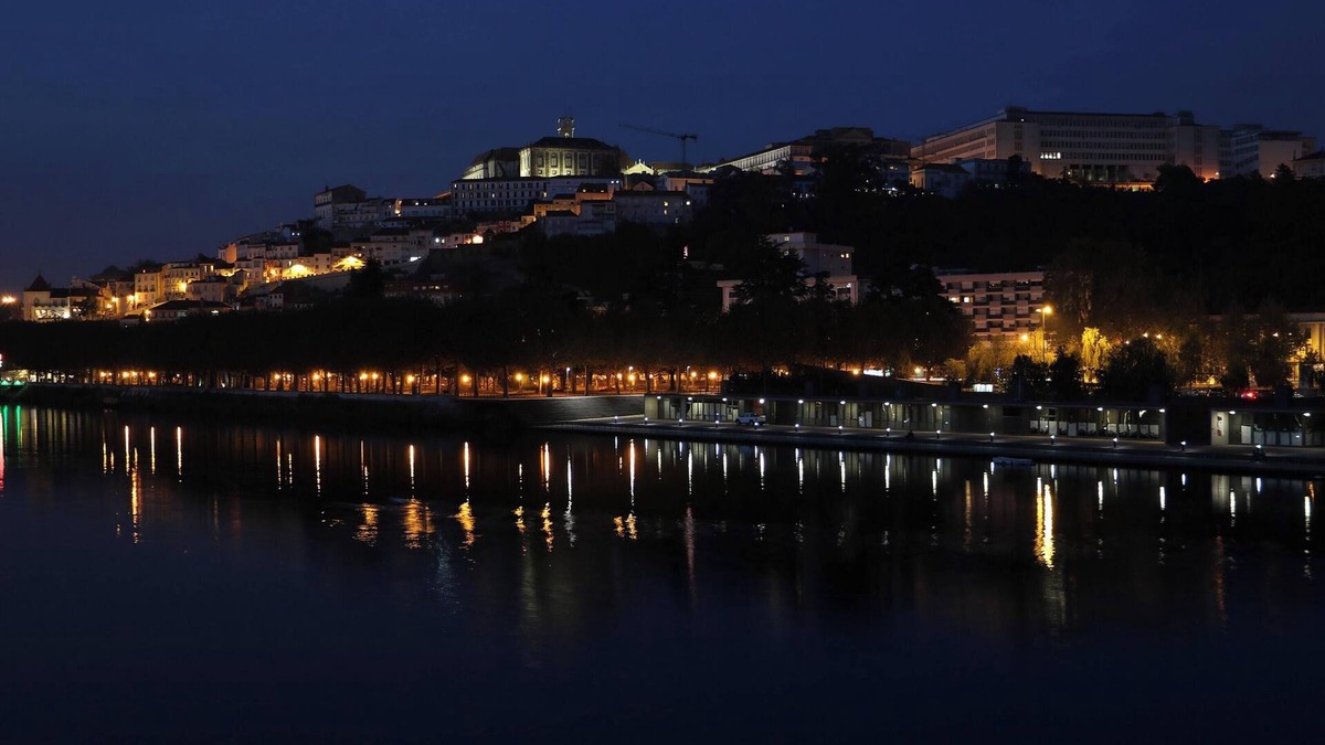 Maceira Apartment | Homerez - Apartment in Seia, mountain view