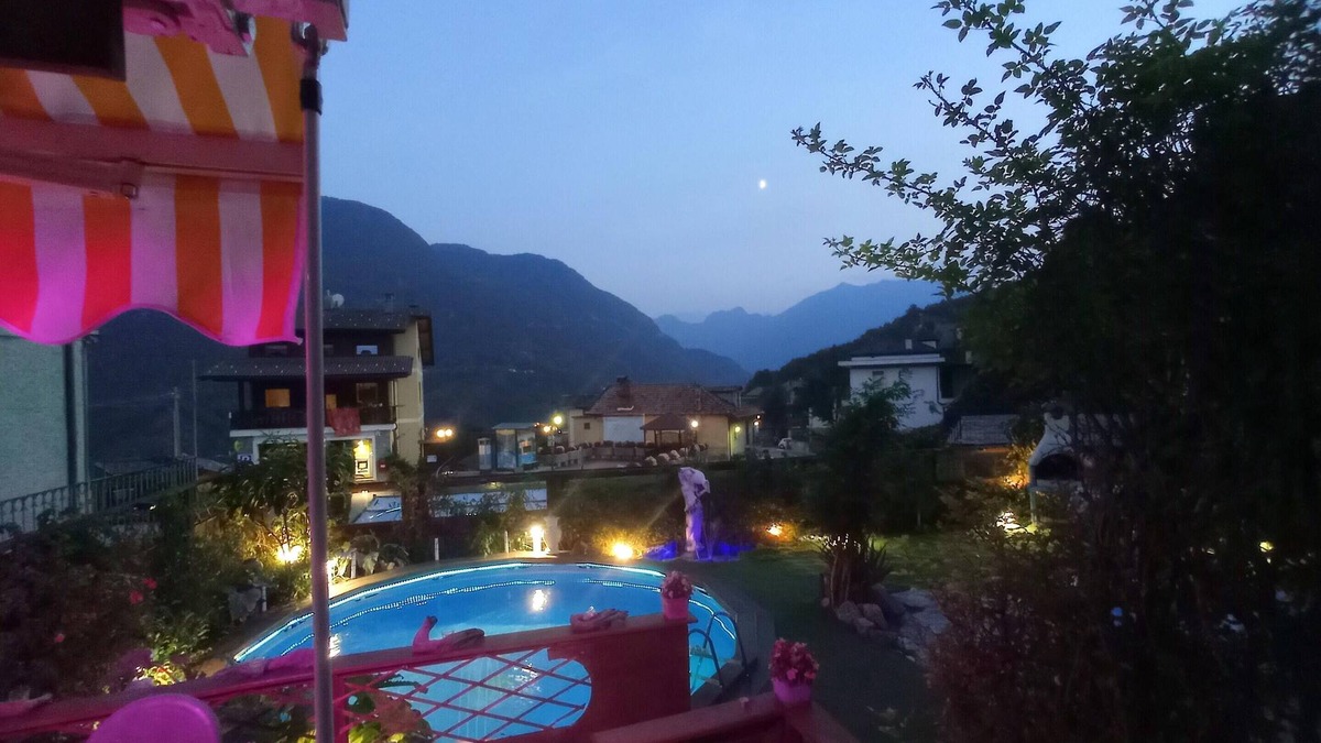 Vervaz-Portollaz Apartment | Homerez - Appartement for 4 ppl. with shared pool and balcony at Villa-nabian