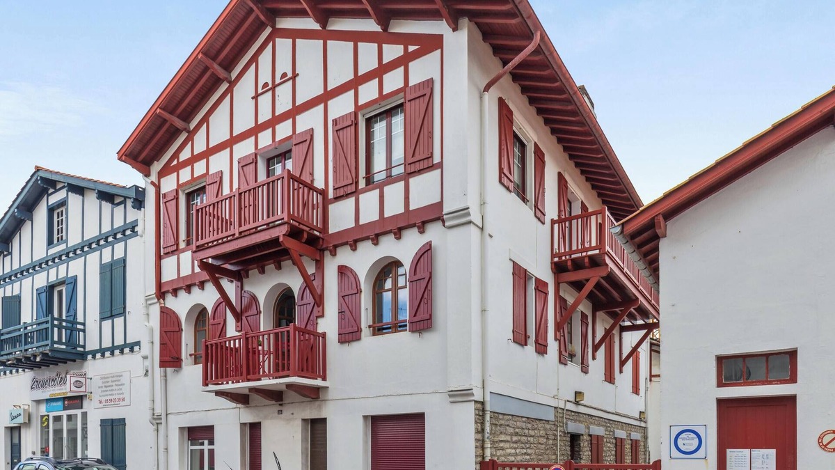 Saint-Jean-de-Luz Apartment | Homerez - Apt. Saint-Jean-de-Luz