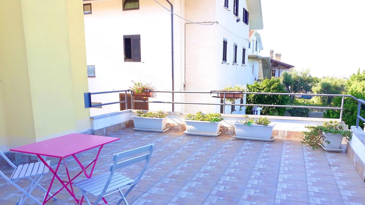 Canosa Sannita Apartment | Homerez - Beautiful apartment With sea view and garden