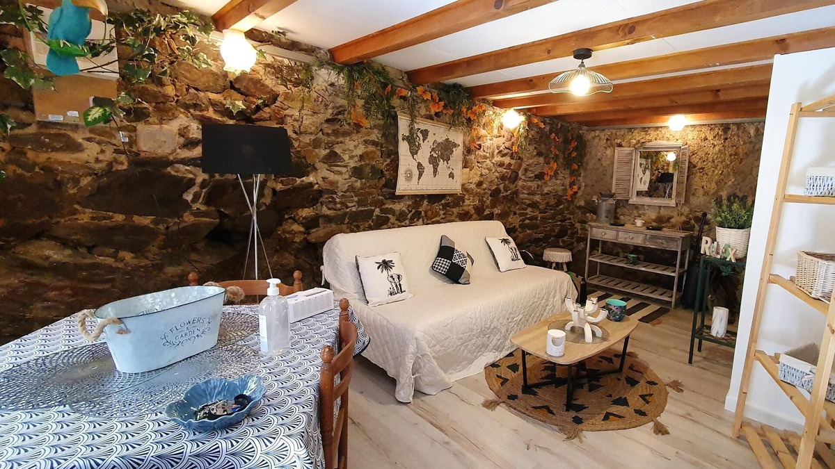 Saissac House | Homerez - Beautiful house for 5 ppl. at Saissac