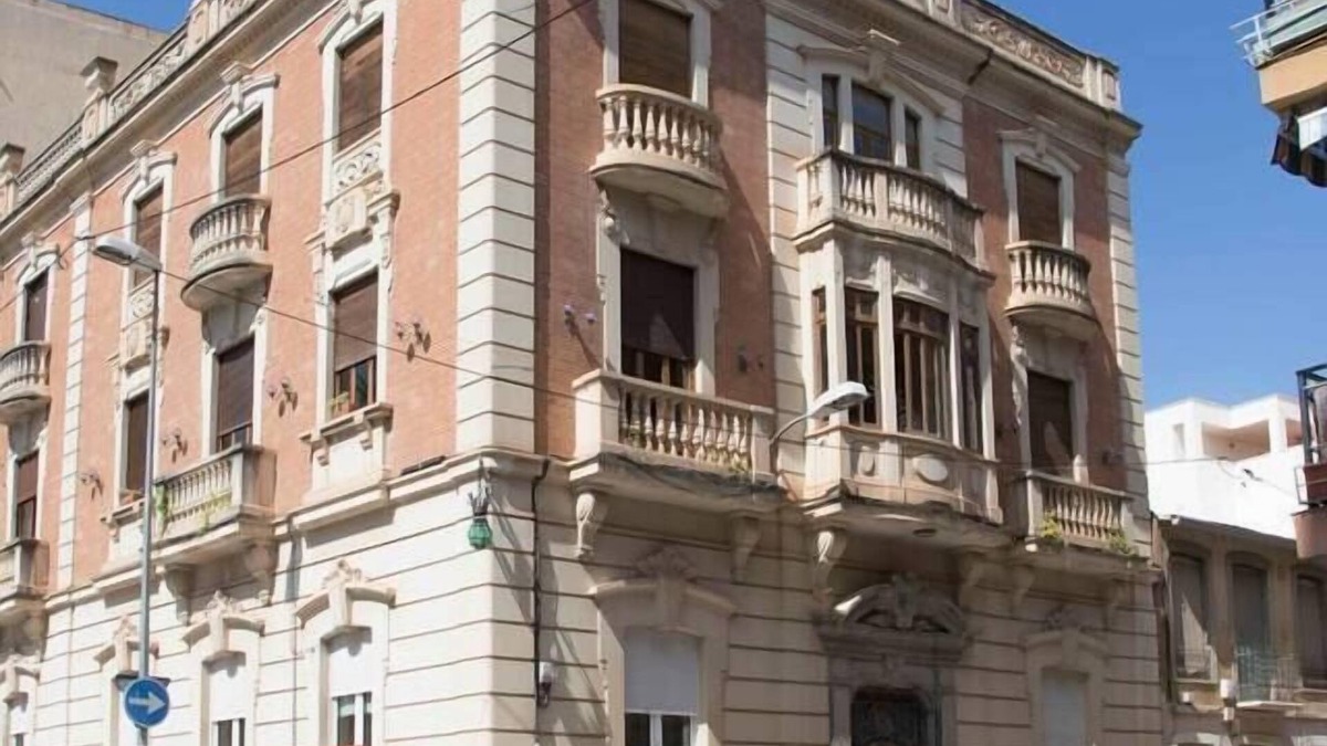 Monovar Apartment | Homerez - Big appartement for 10 ppl. at Monòver