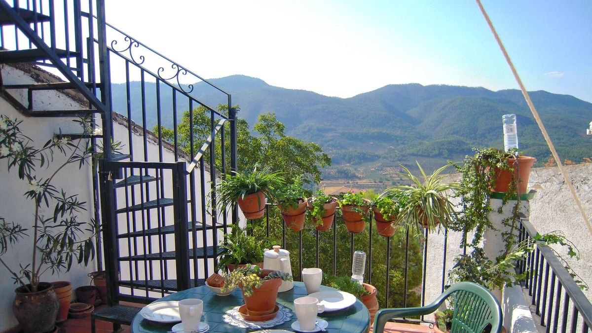 Hornos House | Homerez - Big house for 11 ppl. with terrace and balcony at Hornos