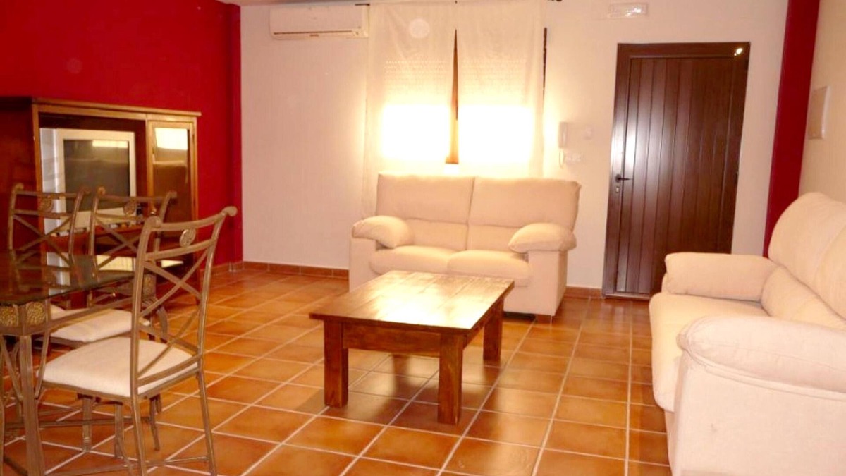 Villamiel House | Homerez - Big house for 19 ppl. with garden and terrace at Villamiel
