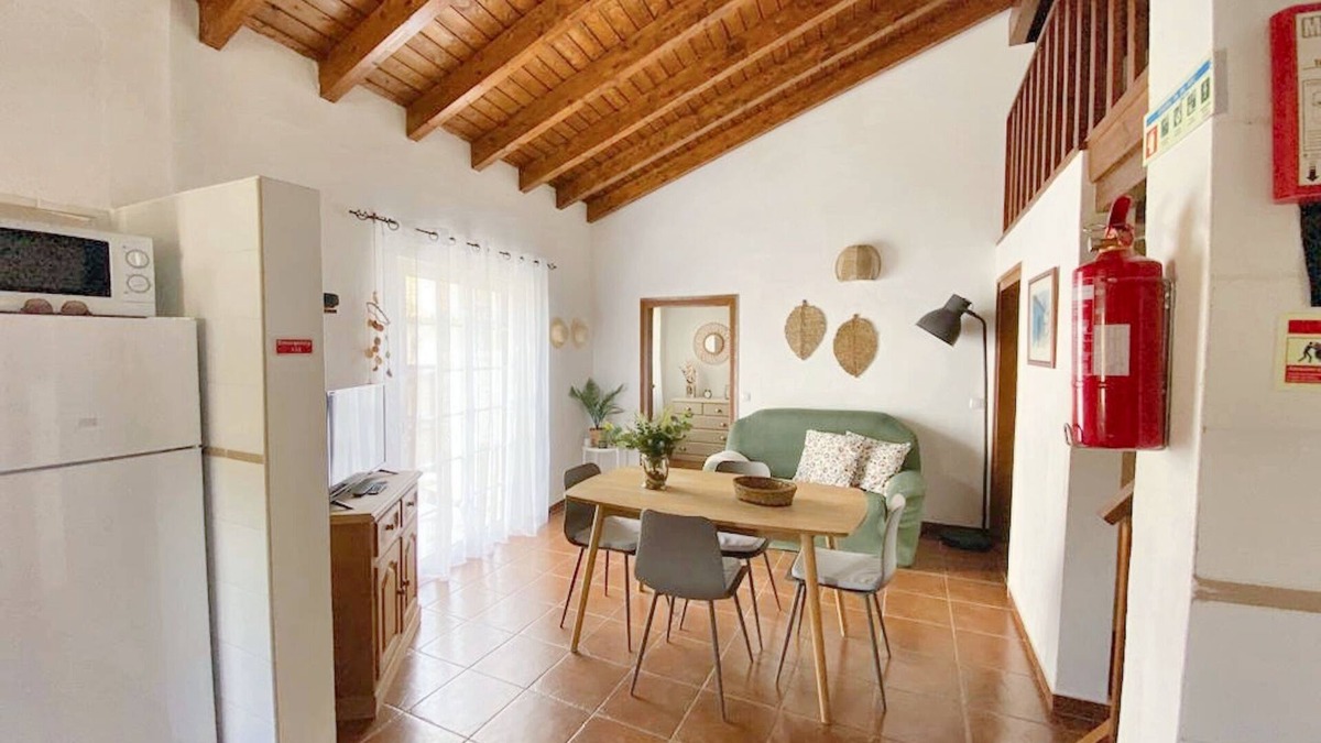 Barao de Sao Miguel House | Homerez - Charming House in Barão de São Miguel - Terrace