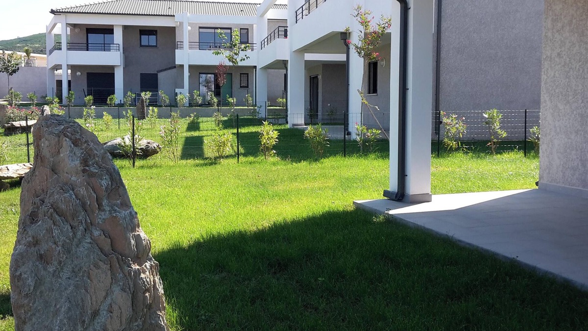 Olmeta-di-Tuda Apartment | Homerez - Charming Apartment in Olmeta di Tuda with Shared Pool