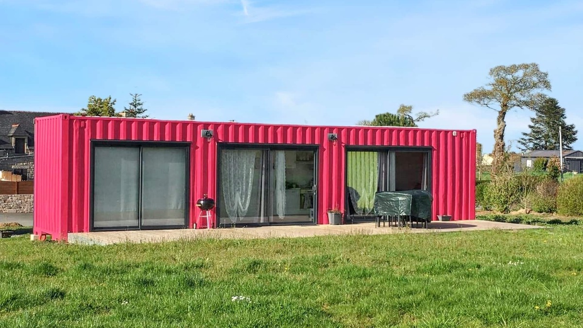 La Bouillie House | Homerez - Charming House in La Bouillie, garden, 25 m²