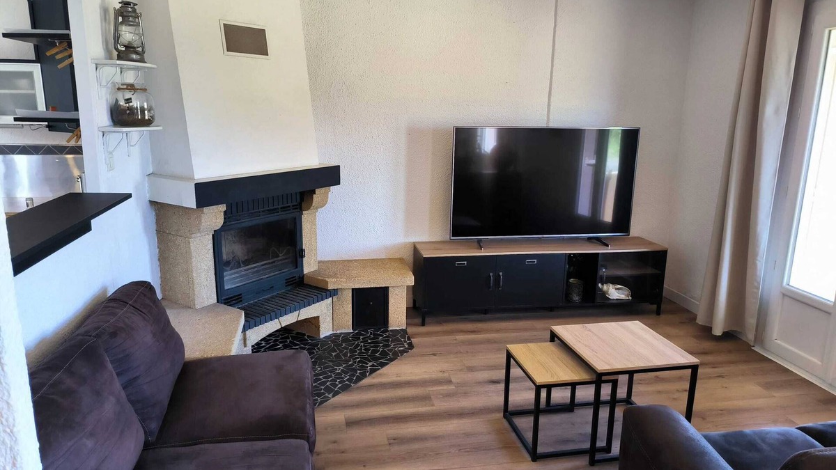 Mezzavia House | Homerez - Charming House in Ajaccio with Garden View