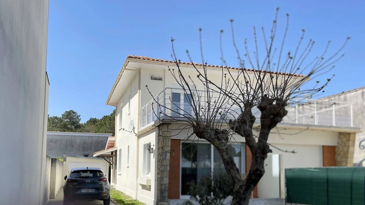 Maubuisson House | Homerez - Charming house in Carcans with spacious patio