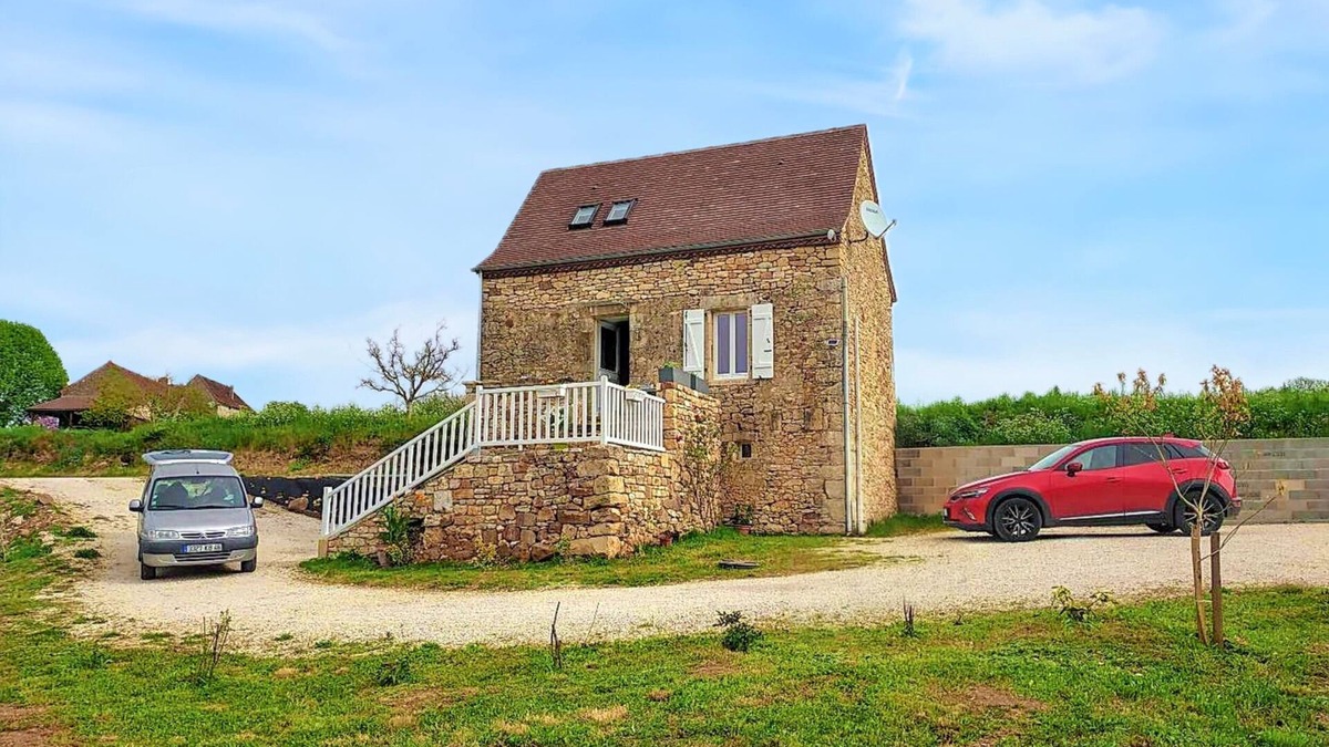 Loupiac House | Homerez - Charming House with Private Pool in Loupiac