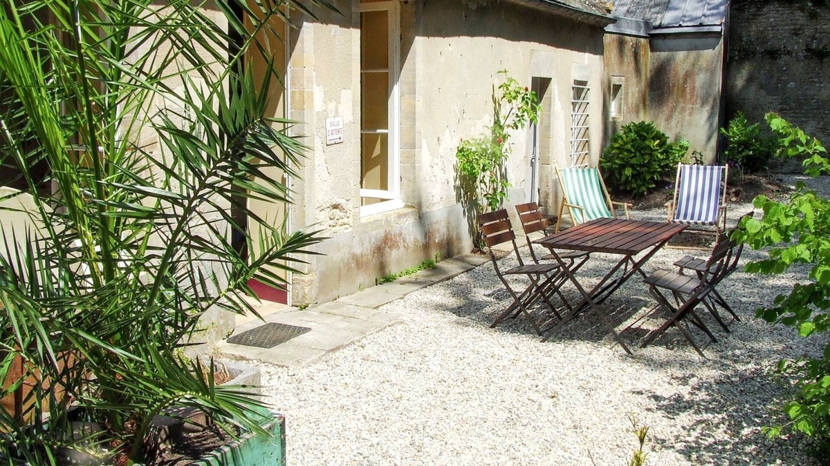 Ryes House | Homerez - Charming house in Ryes with enclosed garden & wheelchair access