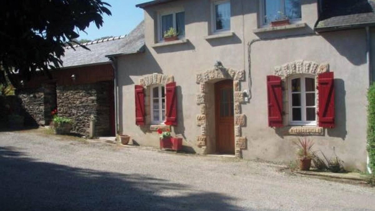 Laz House | Homerez - Charming House with Garden in Laz