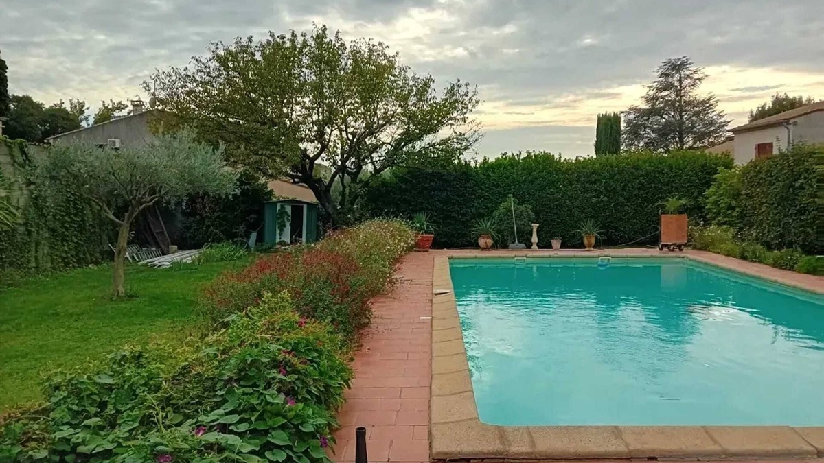 Caveirac Villa | Homerez - Charming Villa with Pool in Caveirac