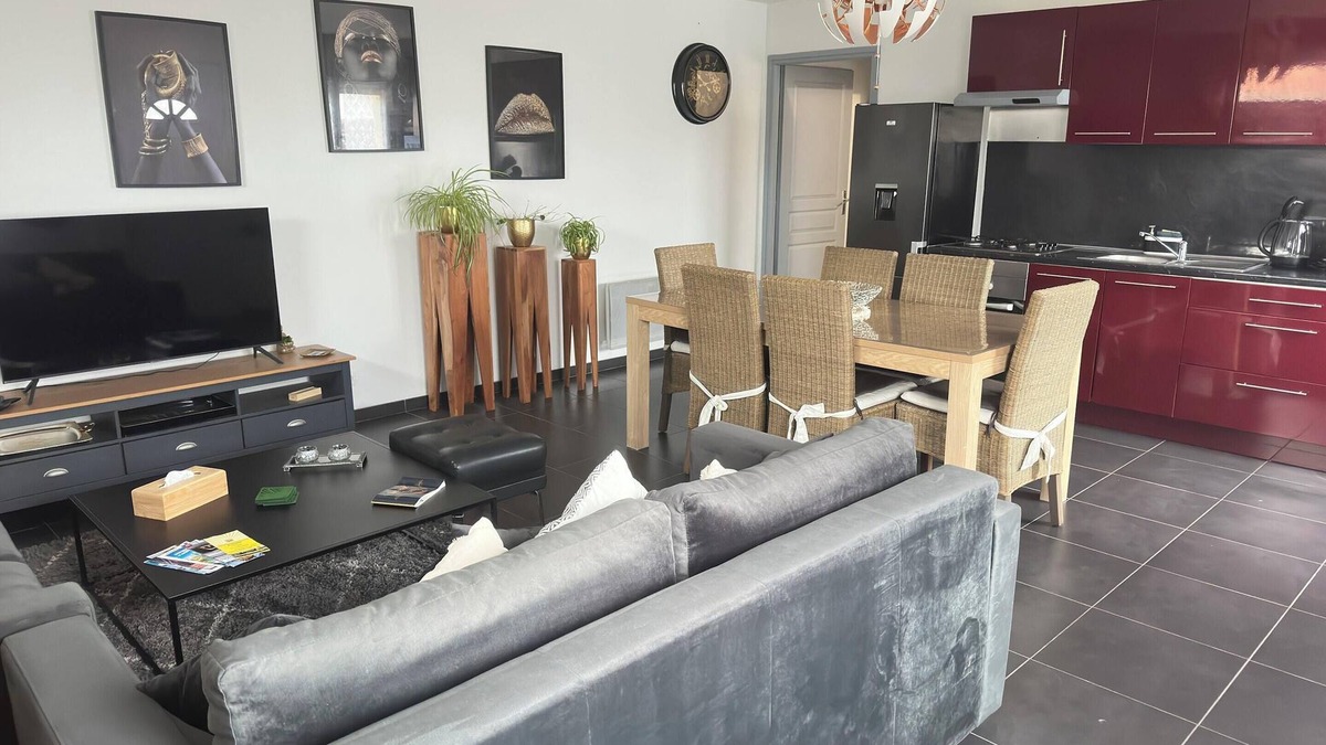 Andres House | Homerez - Cosy House in Andres with Parking