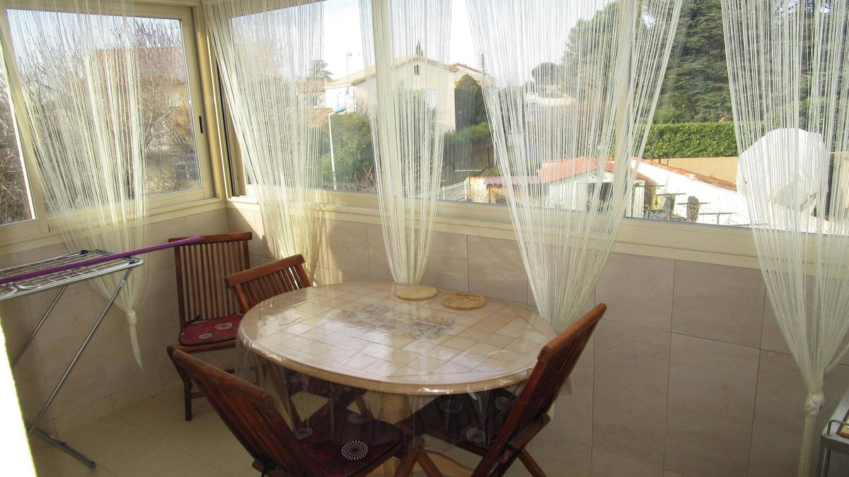Vias Apartment | Homerez - Elegant apartment in Vias with balcony and garden