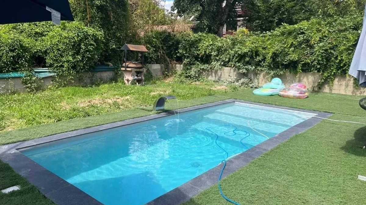 Lutterbach Villa | Homerez - Family-Friendly Villa with Private Pool in Lutterbach