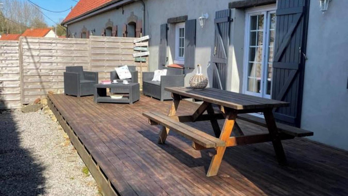 Lottinghen House | Homerez - Family house with shared pool in Lottinghen