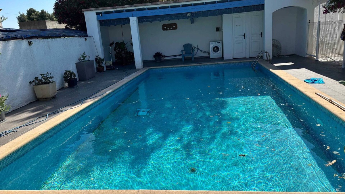 Tarascon Villa | Homerez - Family Villa with Pool in Tarascon