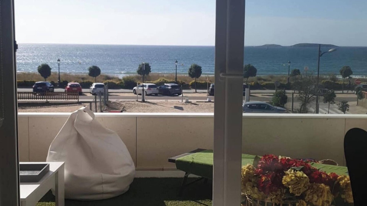 Nigran Apartment | Homerez - Flat with sea view in Nigrán