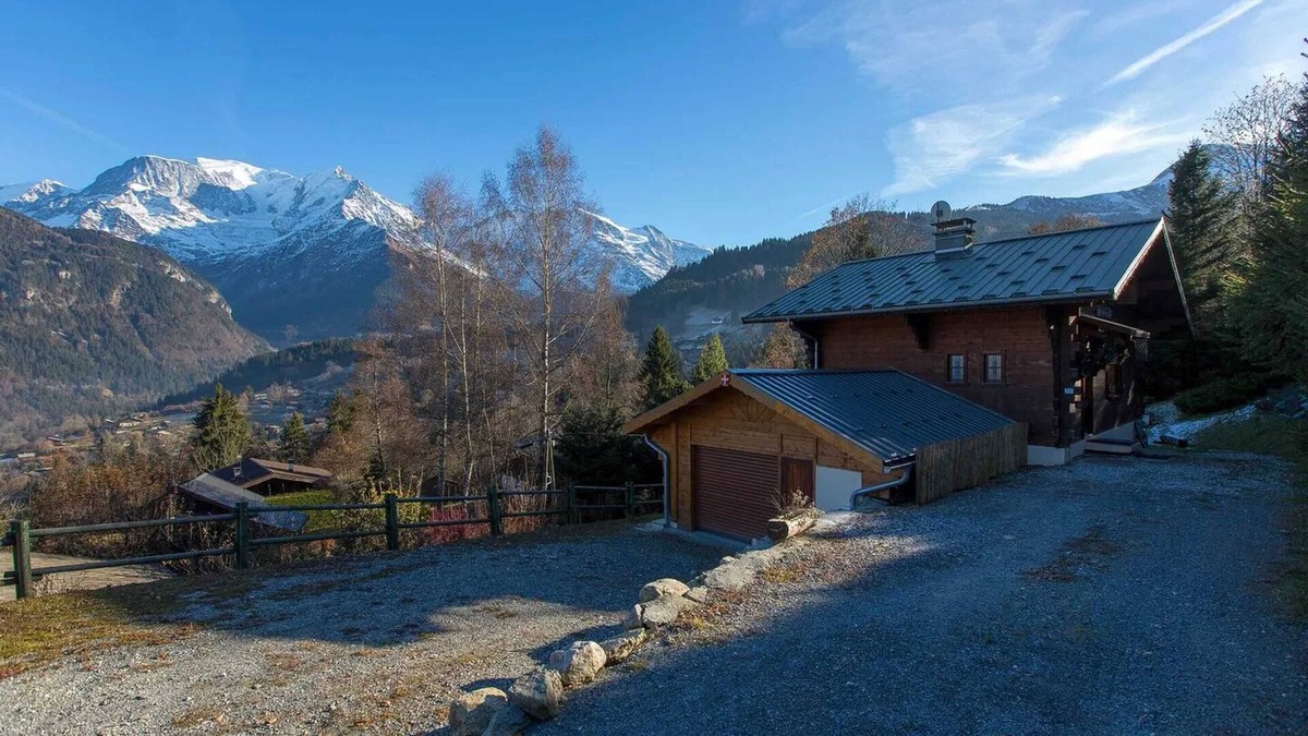 Saint-Gervais-les-Bains Ski Chalet | Homerez - Chalet in St-Gervais-les-Bains