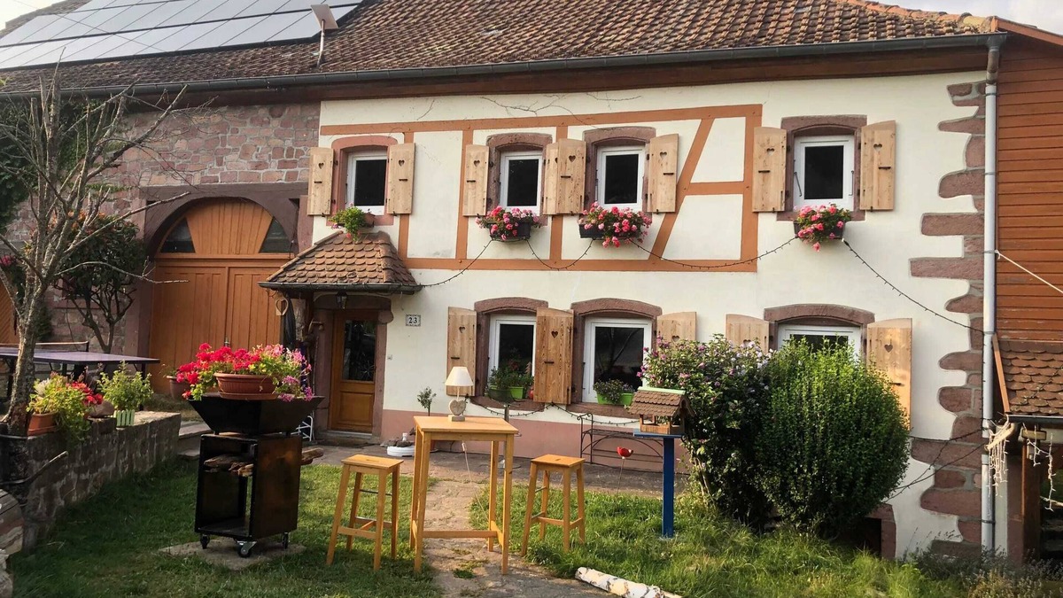 Sainte-Croix-aux-Mines House | Homerez - House in Sainte-Croix-aux-Mines