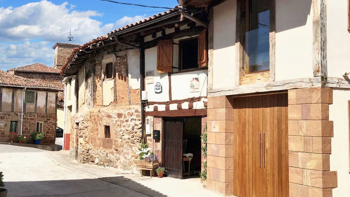 Villasur de Herreros House | Homerez - House, Villasur de Herreros