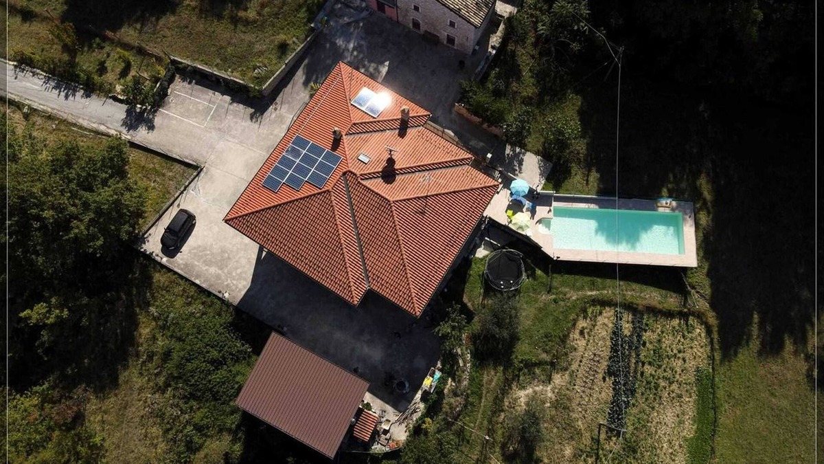 Abbateggio House | Homerez - House 15 km away from the slopes for 8 ppl. with swimming-pool