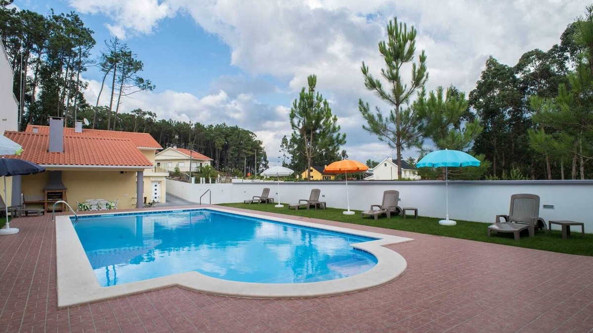 Leiria House | Homerez - House Boa Vista with pool