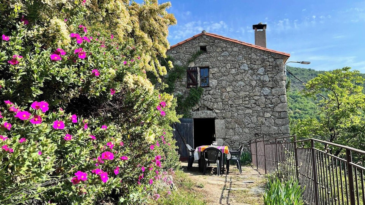 La Garde Villa | Homerez - House in Valleraugue, pool.