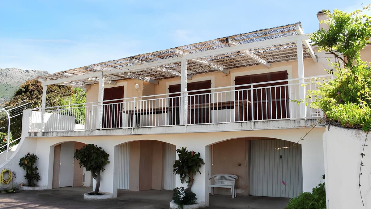 Marine de Saint Ambroggio House | Homerez - House in Lumio, sea view