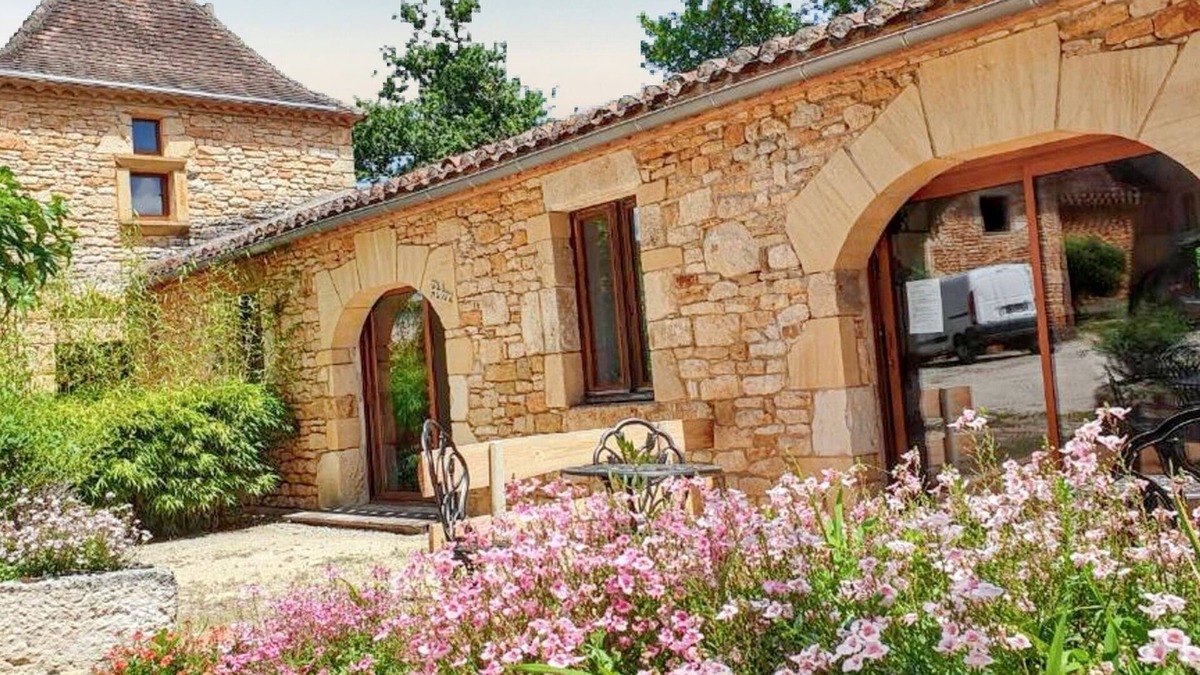 Puy-l'Eveque House | Homerez - House in Puy-l'Évêque with garden