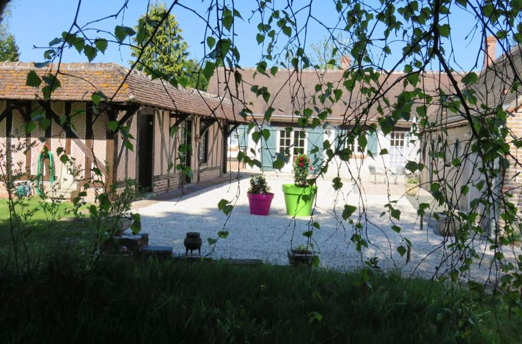 Souvigny-en-Sologne House | Homerez - Nice house for 2 ppl. with garden and terrace at Souvigny-en-Sologne