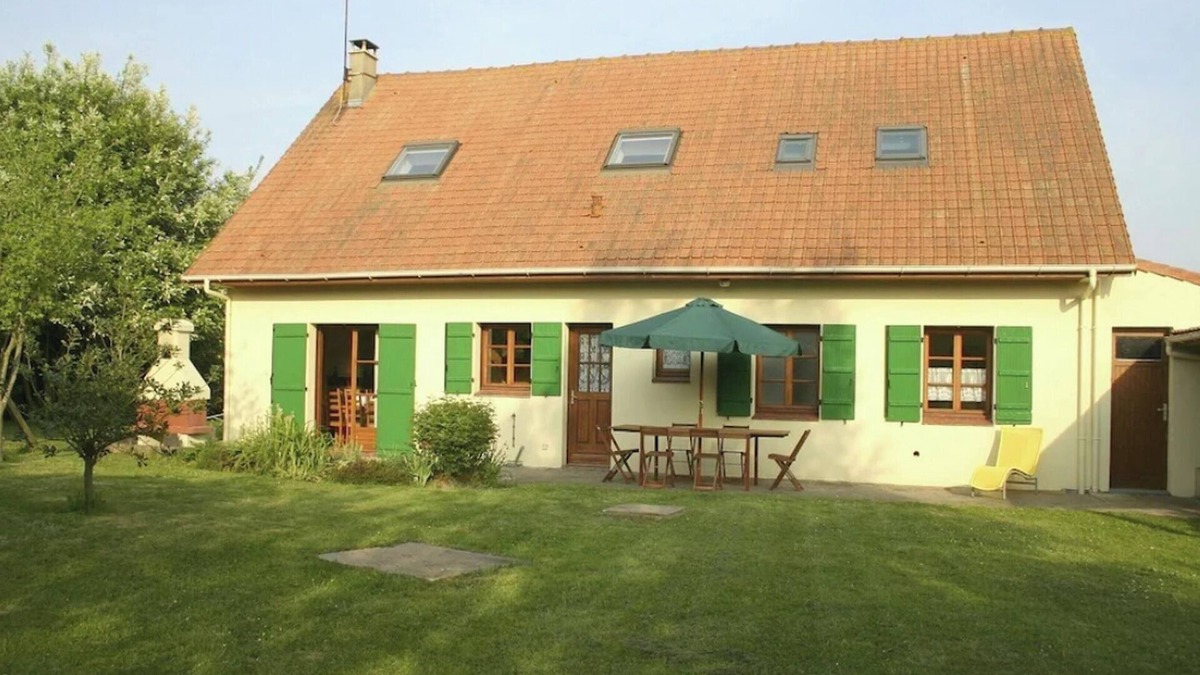 Saint-Josse House | Homerez - Spacious House in Saint-Josse with Garden