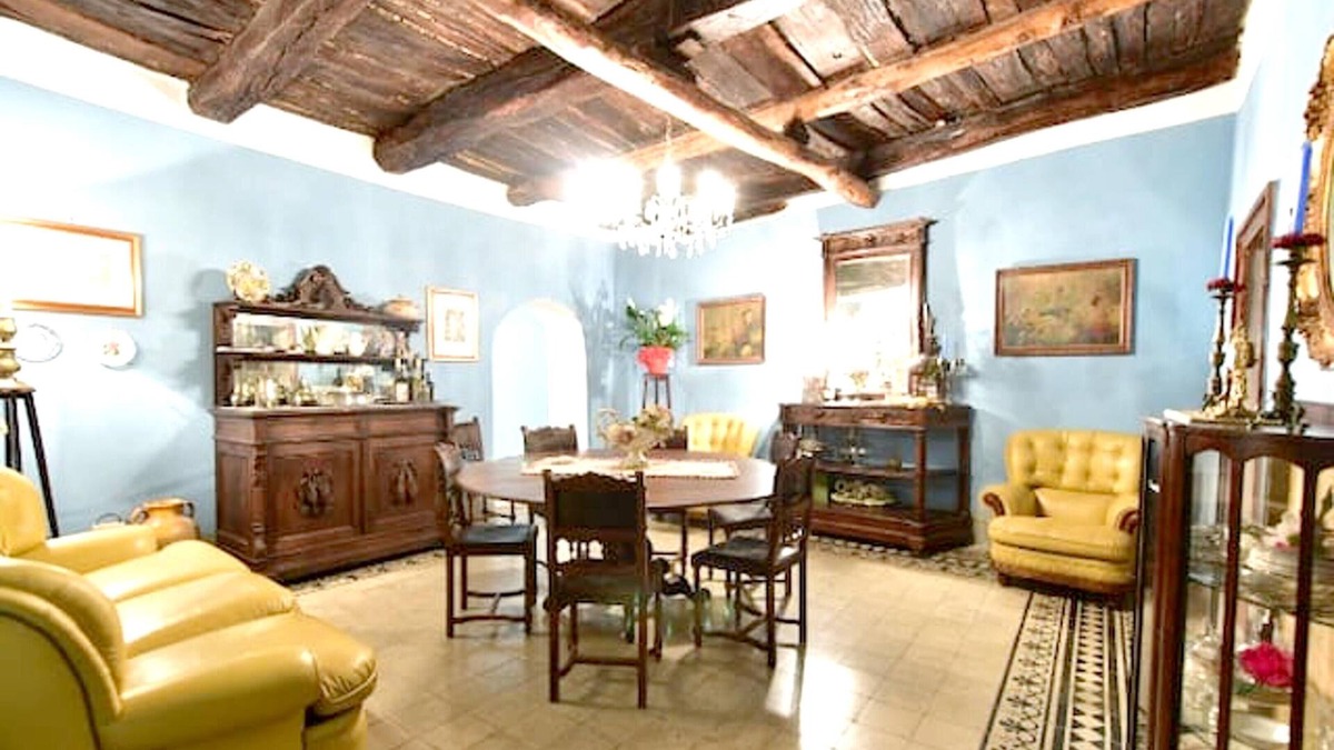 Francolise House | Homerez - Spacious house with sea view and garden