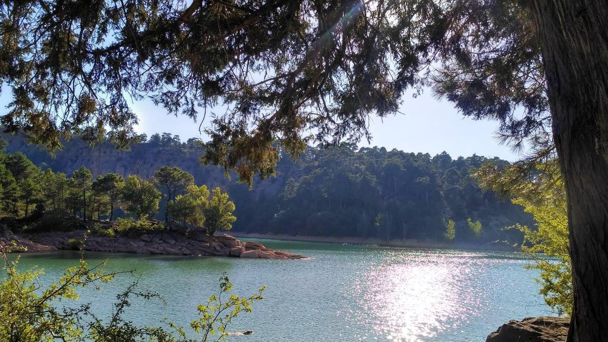 Beamud House | Homerez - Spacious house for 7 ppl. with terrace at Beamud