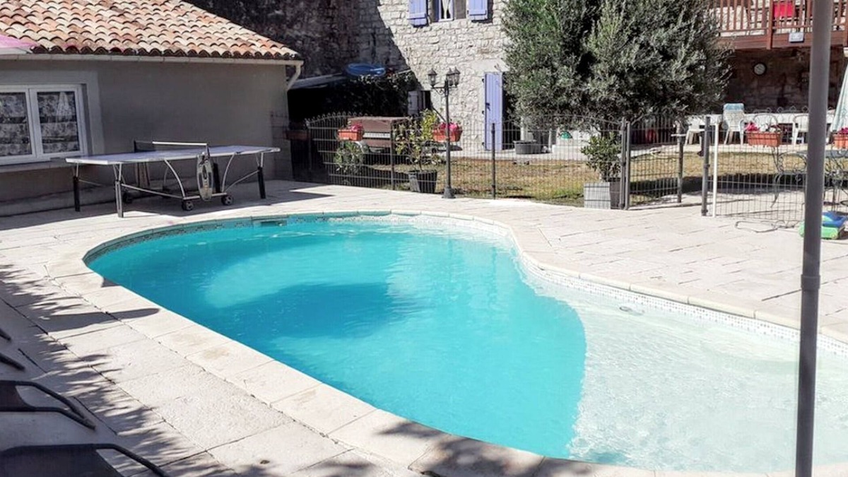Chandolas Villa | Homerez - Spacious Villa in Chandolas with Private Pool