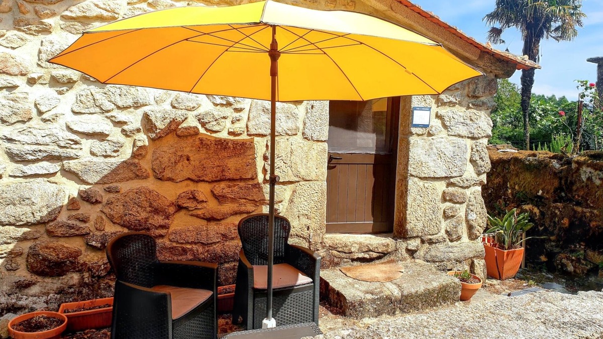 Meada Apartment | Homerez - Studio Mountain Águeda