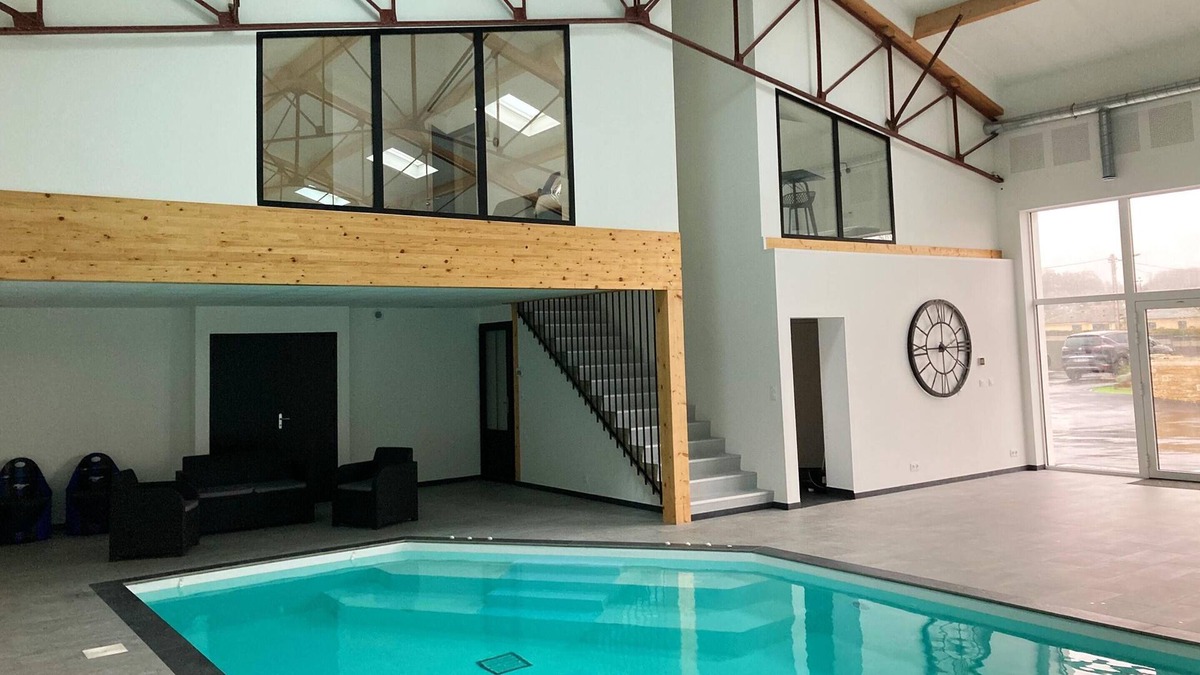 Dollon Villa | Homerez - Villa for 12 ppl. with swimming-pool, garden and terrace at Dollon