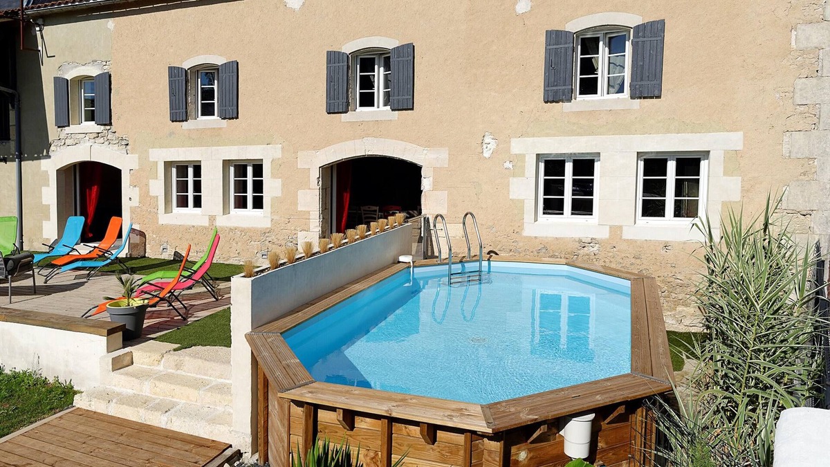 Voissay Villa | Homerez - Villa for 15 ppl. with swimming-pool, garden and terrace at Voissay
