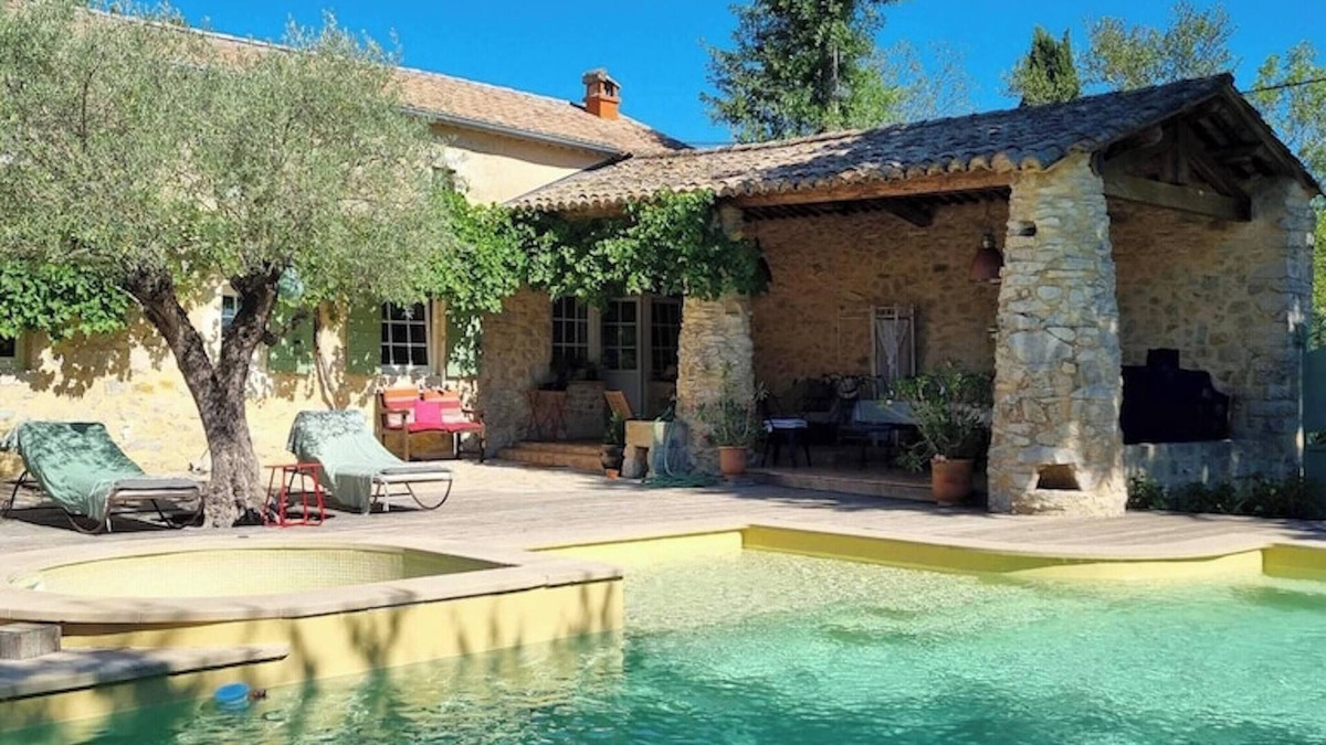 Lussan Villa | Homerez - Villa in Lussan with pool