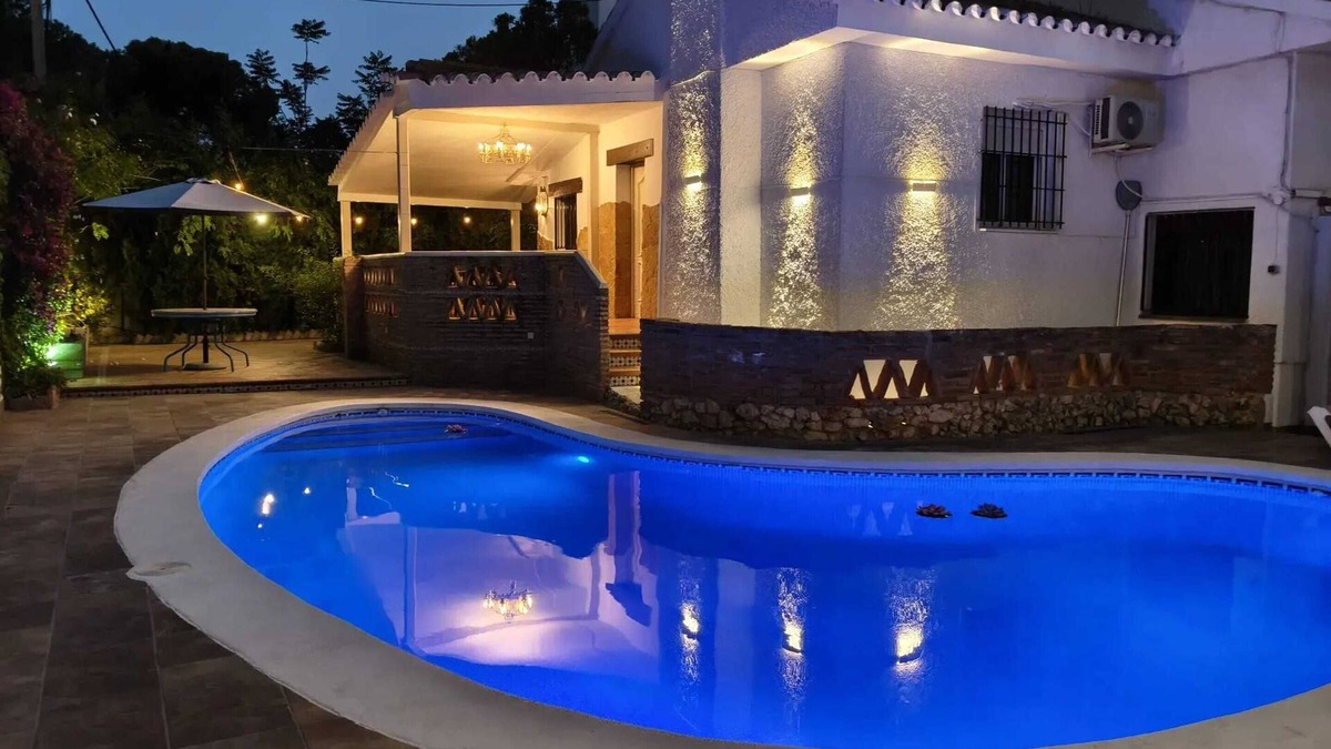 Punta Umbria Villa | Homerez - Villa in Punta Umbría