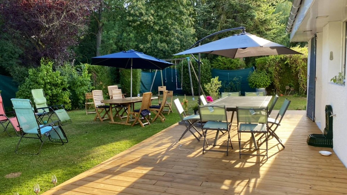 Plaisir House | Homerez - Welcoming House in Plaisir - Perfect for Families