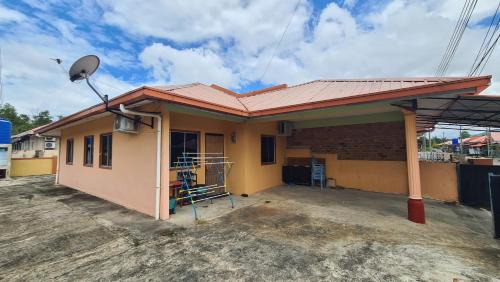 Beaufort House | Homestay 258 Beaufort