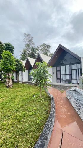 Banjarasri House | Homestay Alenay Resort Kulonprogo