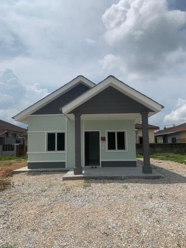 Teluk Intan Apartment | HOMeSTAY DAMIA - Islam Homestay Only