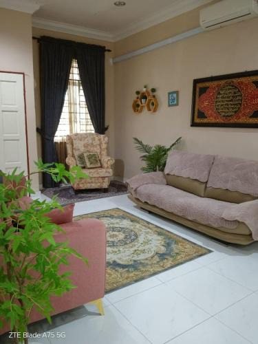 Kampung Dato' Ibrahim Fikri House | Homestay Noor Mak Lagam