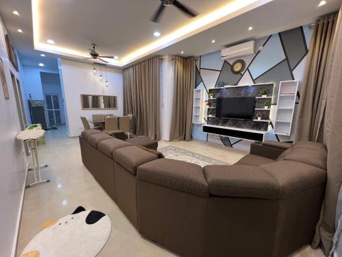 Bukit Kuang Apartment | Homestay SJTM