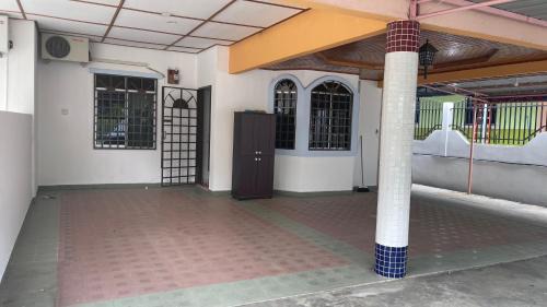 Tenom House | Homestay Taman Bahagia