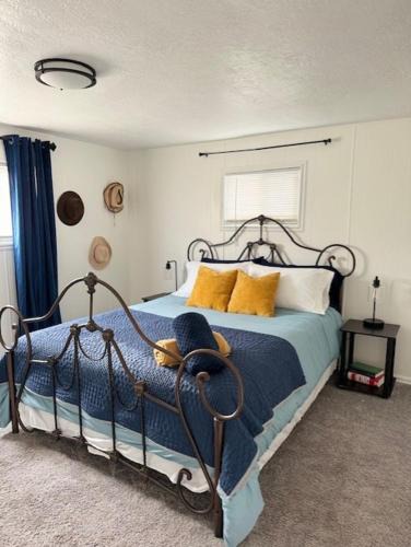 Rock Springs House | Hometown Hideaway - Wyoming