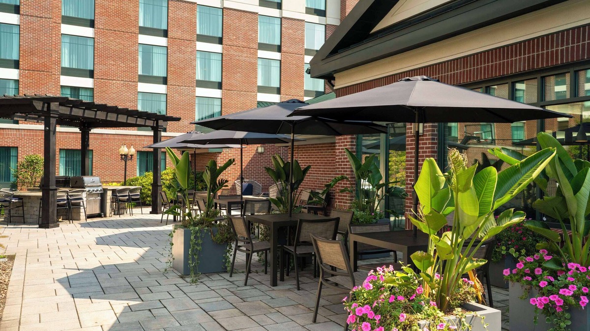 Silver Lane Hotel | Homewood Suites by Hilton-Hartford South-Glastonbury, CT